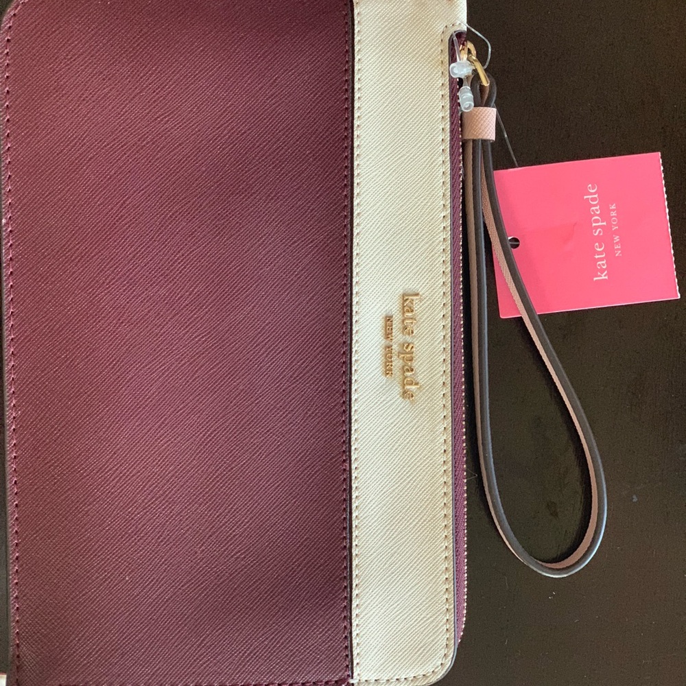 kate spade wristlet